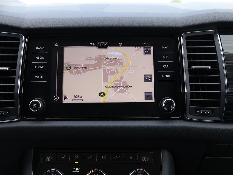 Škoda Kodiaq 2,0 TDI DSG 4x4 Style Plus DPH - fotka 21 z 35