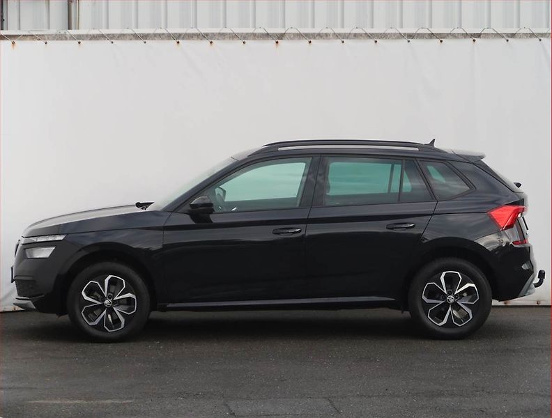 Škoda Kamiq (2022) Ambition Plus 1.0 TSI - fotka 3 z 20