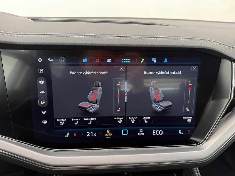 Volkswagen Touareg 3.0Tdi*1-MAJ*DPH*ELEGANCE* - fotka 38 z 49