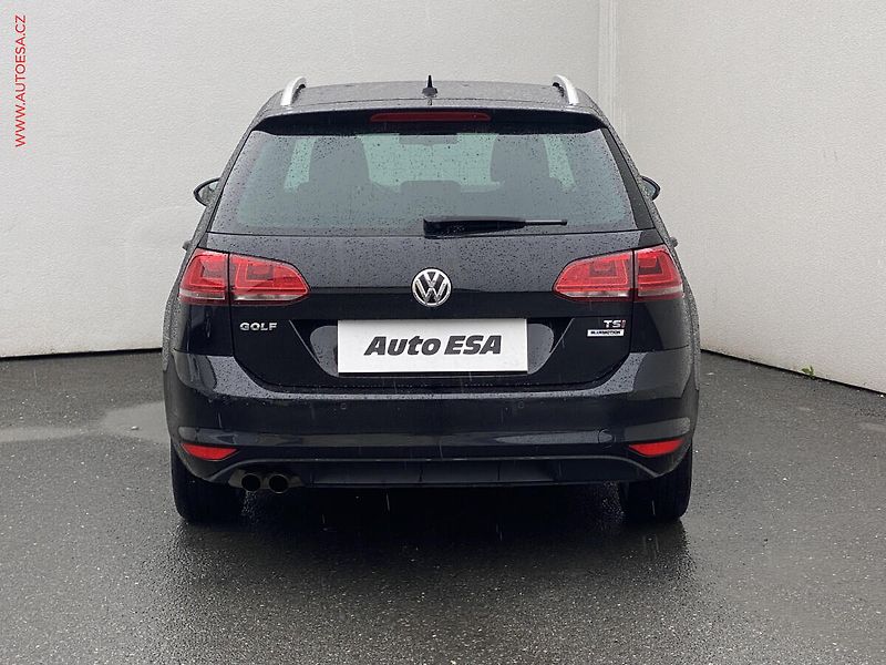 Volkswagen Golf (2015) 1.4 TSi, Highline, bixen - fotka 5 z 18