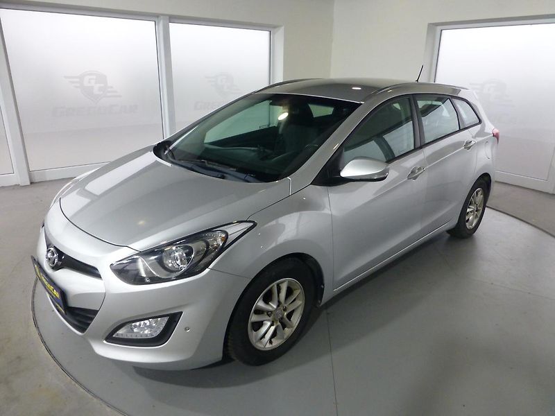 Hyundai i30 (2013) 1,6CRDI*ALU**VYHŘ.SED***KAMERA - fotografie inzerátu