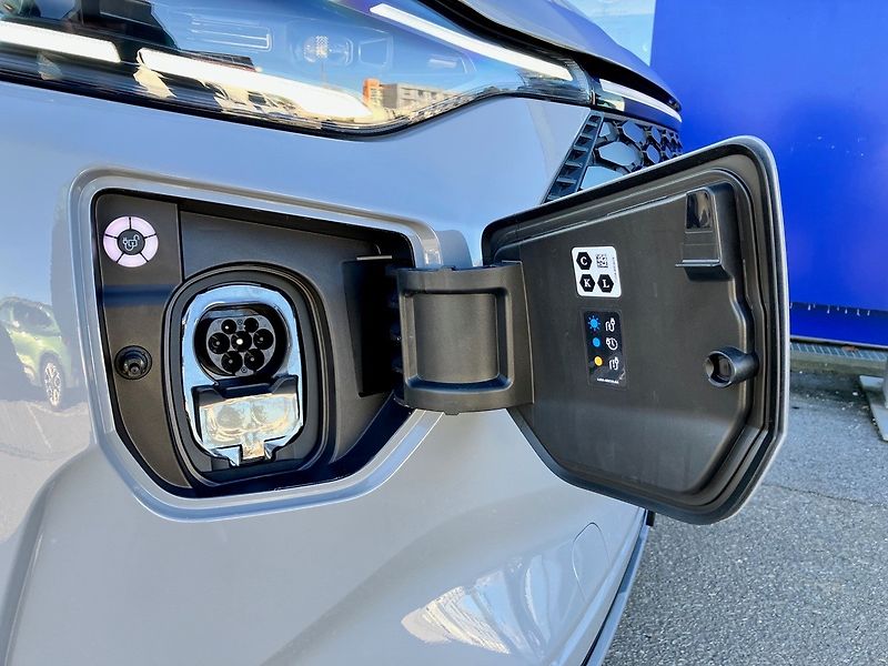 Ford Tourneo Custom (2025) Titanium X L1, Tourneo, 64 kWh - fotka 28 z 28