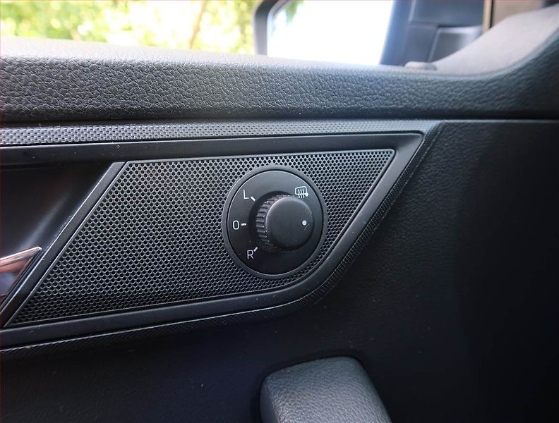 Škoda Fabia (2016) 1.2 TSI, Serv.kniha, Tempomat - fotka 18 z 19