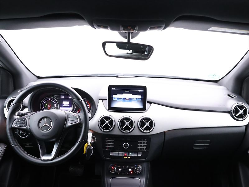 Mercedes-Benz Třídy B 1,5 CDI 80kW Aut. Urban Navi - fotka 29 z 37