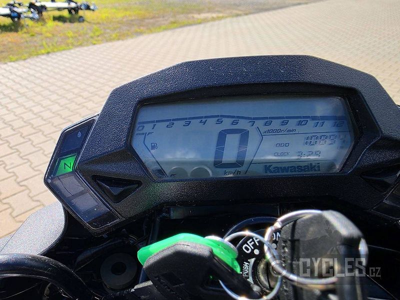 Kawasaki Z 125 (2024) - fotka 10 z 12