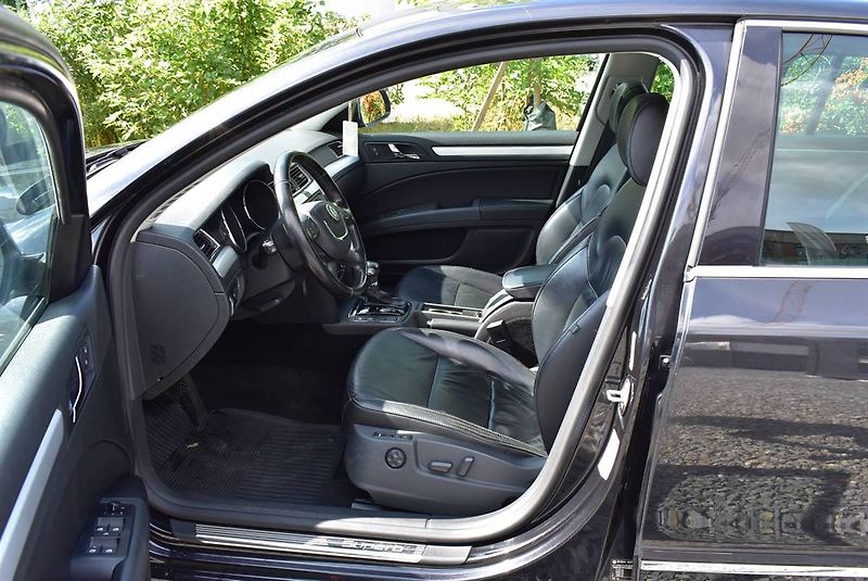 Škoda Superb 2,0 TDI SERVIS STK NOVÉ DSG! - fotka 7 z 17