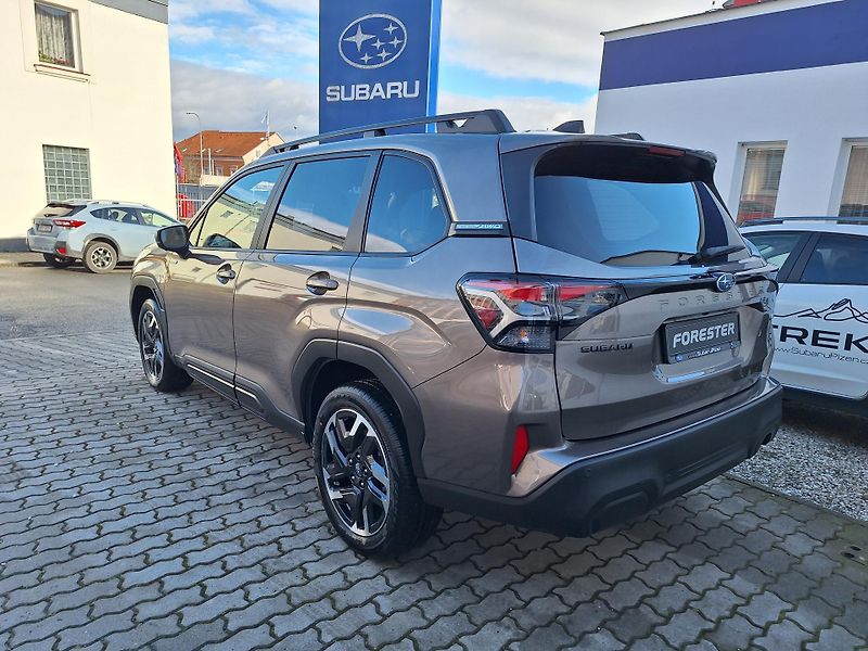 Subaru Forester (2026) Touring -87.000 Kč - fotka 5 z 9