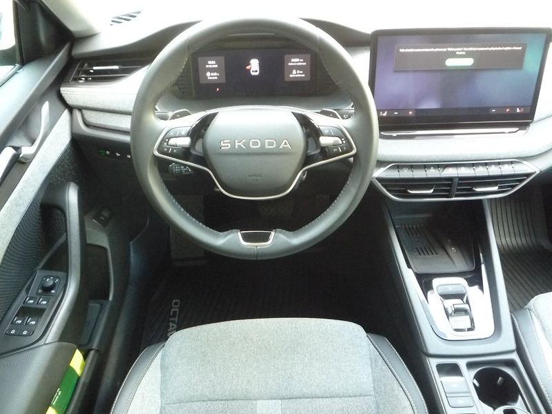 Škoda Octavia (2025) Combi 2,0TDi 110kW DSG Top Sel - fotka 5 z 24