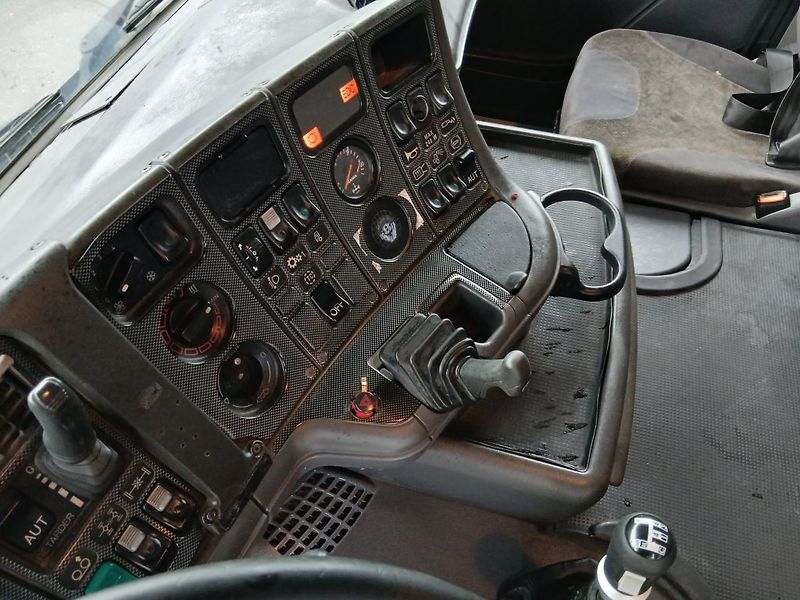 Mercedes-Benz 1845 Actros EURO 6 MEGA/lowdec - fotka 14 z 19