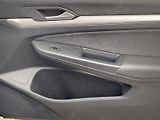 Volkswagen Golf (2022) 1.0 TSI LIFE - náhled 25