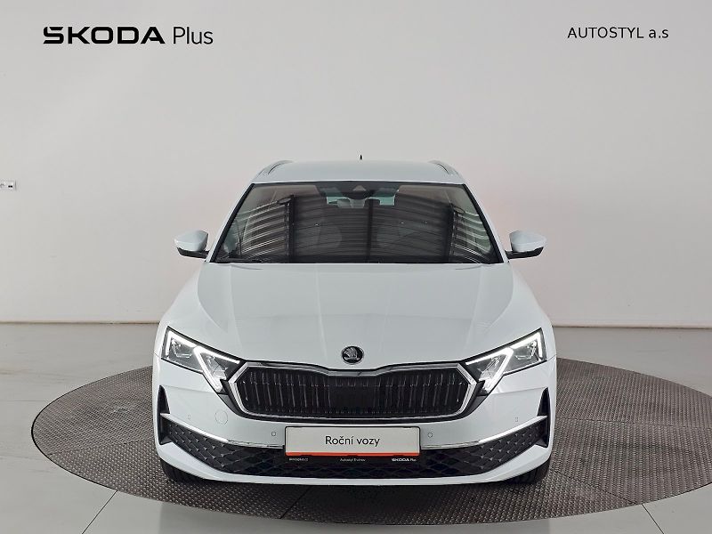 Škoda Octavia (2025) COMBI 1.5TSI DSG BUSINESS TOP - fotka 4 z 30