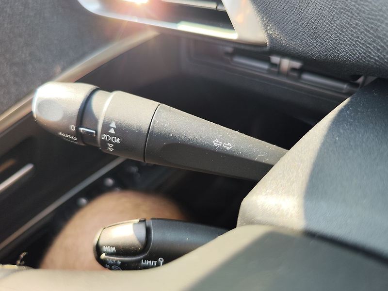Peugeot 5008 1.5 HDI/96kW Allure - fotka 31 z 36