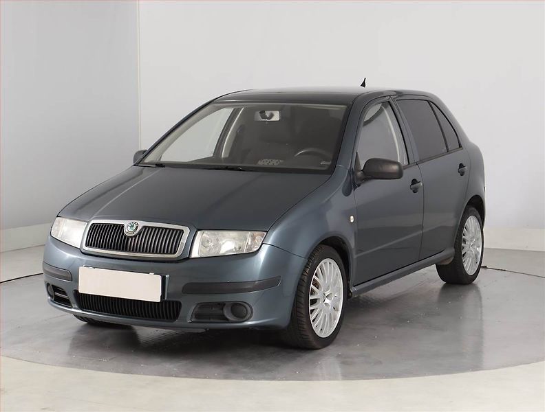 Škoda Fabia (2005) 1.2, levný provoz - fotka 2 z 14