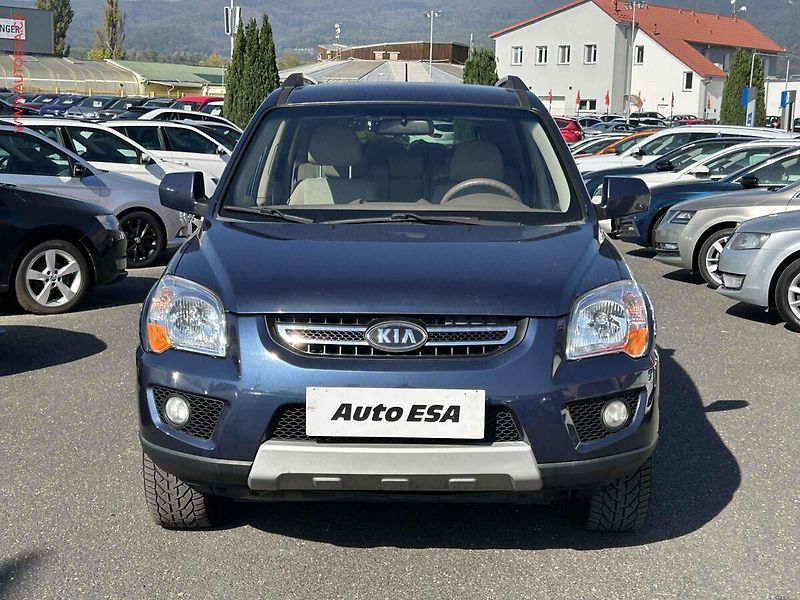 Kia Sportage (2009) 2.0CRDi, ČR - fotka 2 z 17
