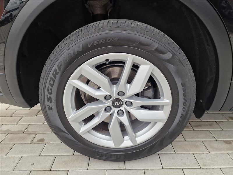 Audi Q5 40 TDI Quattro S Tronic,1.Maj - fotka 45 z 50