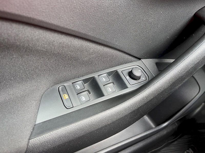 Škoda Kamiq (2024) 1.0 TSI 81 kW Fresh edice - fotka 21 z 33
