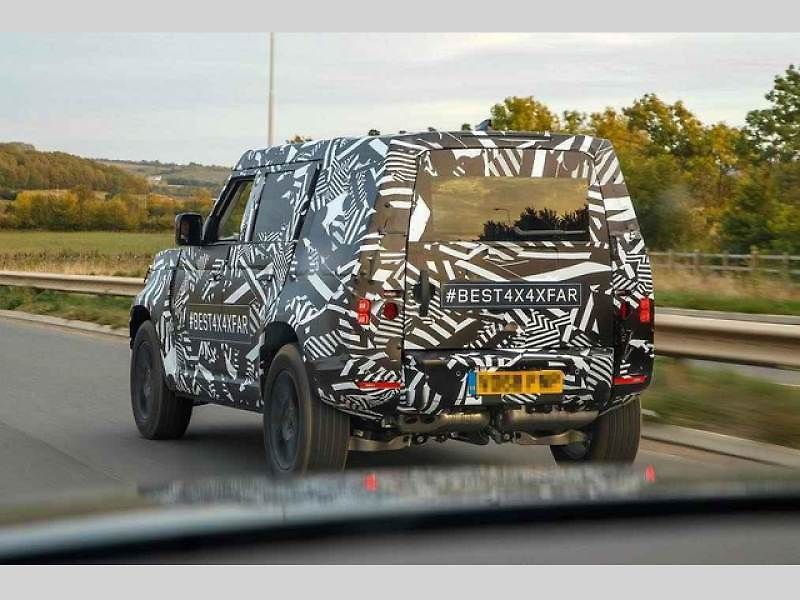 Špionážní fotky nové genrace Land Rover Defender
