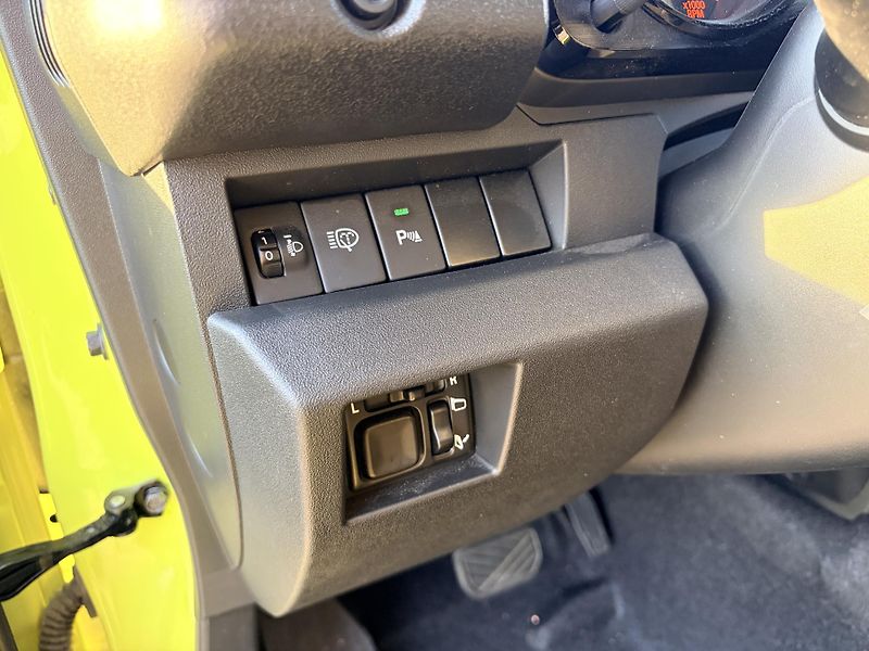 Suzuki Jimny 1,5 VVT AllGrip Long - fotka 12 z 33