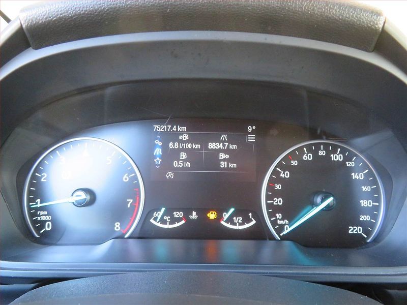 Ford EcoSport (2018) 1.0 EcoBoost, Serv.kniha - fotka 11 z 15