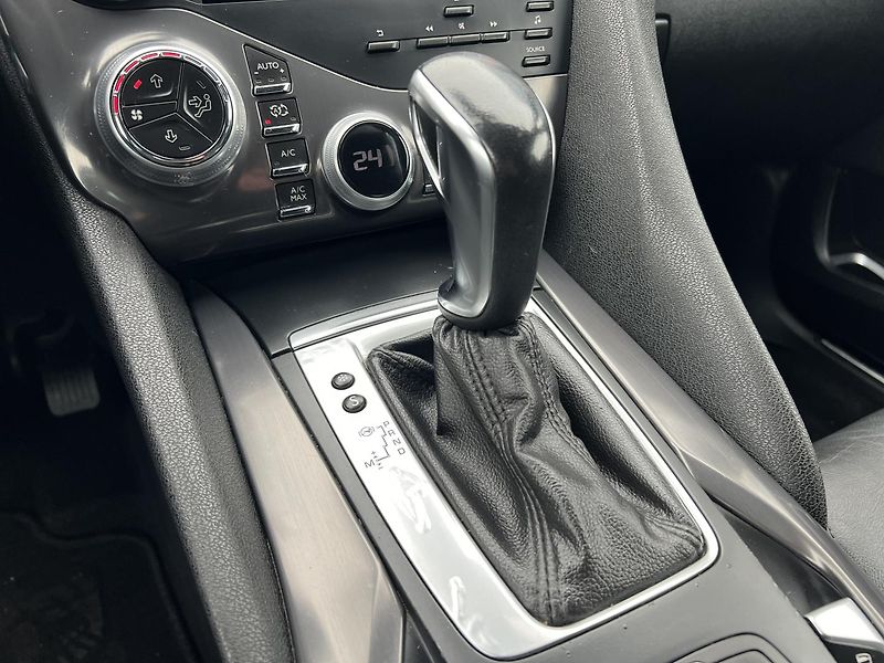 Citroën DS5 2.0HDi AUTOMAT NAVI KAMERA - fotka 22 z 43