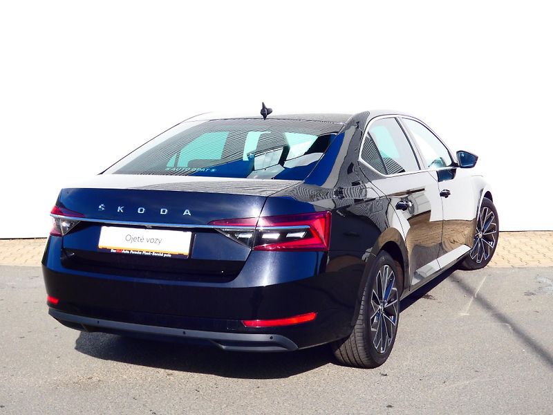 Škoda Superb (2020) Style Plus Extra 2.0 TDI DSG - fotka 2 z 30