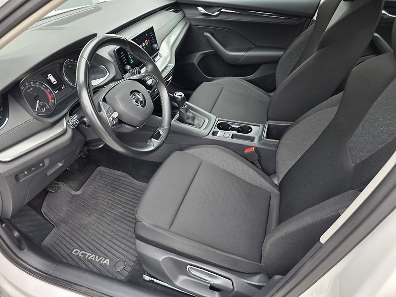 Škoda Octavia (2023) 2.0TDI 85kW ČR NOVÉ 1.MAJITEL - fotka 7 z 21