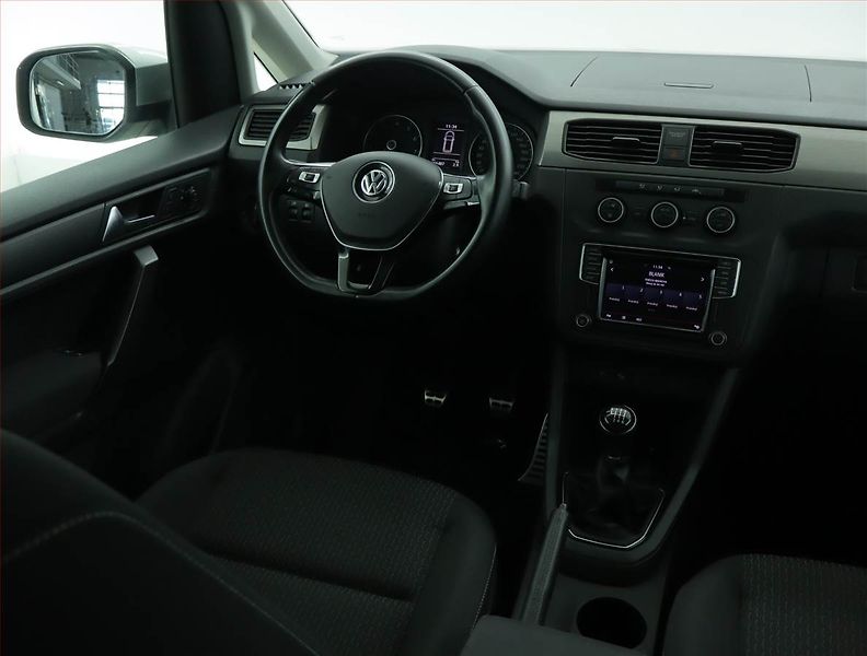 Volkswagen Caddy (2020) 1.4 TSI, 7Míst, DPH - fotka 7 z 17
