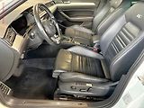 Volkswagen Passat (2017) 2.0 TSi, R-Line, DSG, panor - náhled 9