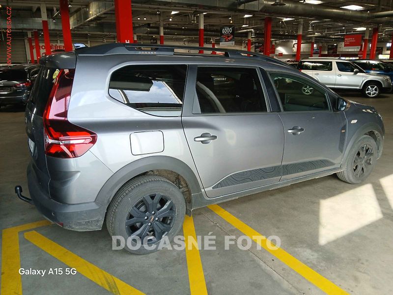 Dacia Jogger (2025) 1.0 i + LPG, 2.maj,ČR, LED - fotka 2 z 3