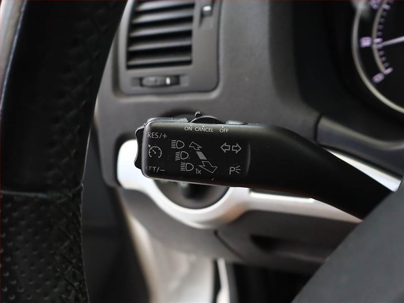 Škoda Octavia (2010) RS 2.0 TSI, Navi, Xenony - fotka 15 z 16