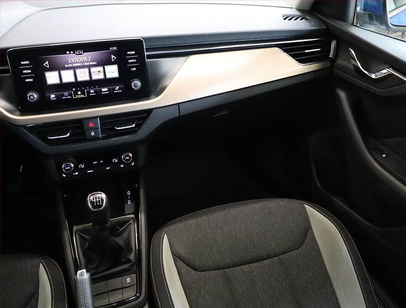 Škoda Kamiq (2019) 1.5 TSI - fotka 8 z 25