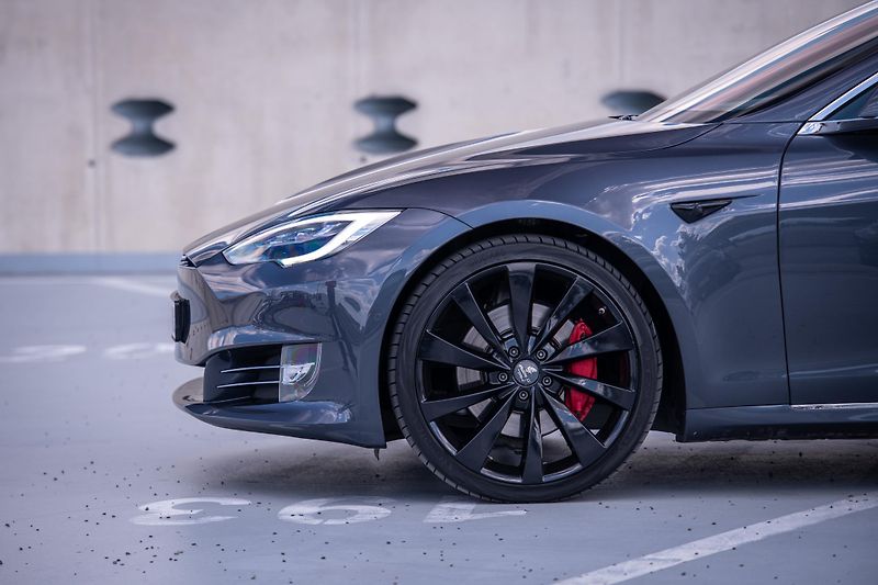 Tesla Model S (2017) 90D, nabíjení zdarma, FSD - fotka 5 z 37