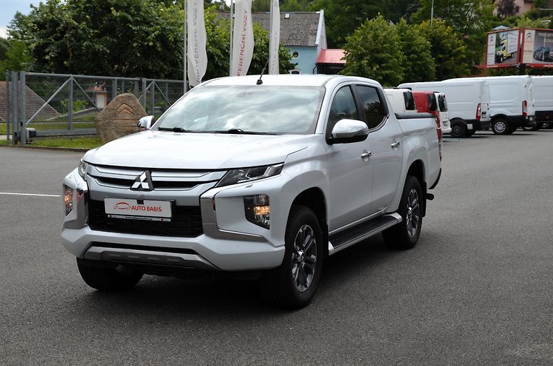 Mitsubishi L200 (2022) INTENSE 2.2 DI-D 4WDDOUBLE CAB - fotka 3 z 17