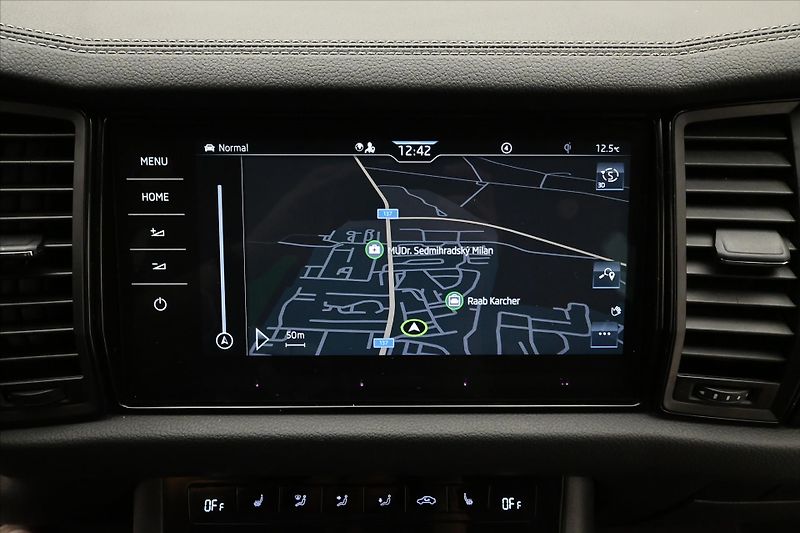 Škoda Kodiaq 2,0 TDI 147 kW DSG 4x4 Sportli - fotka 20 z 33