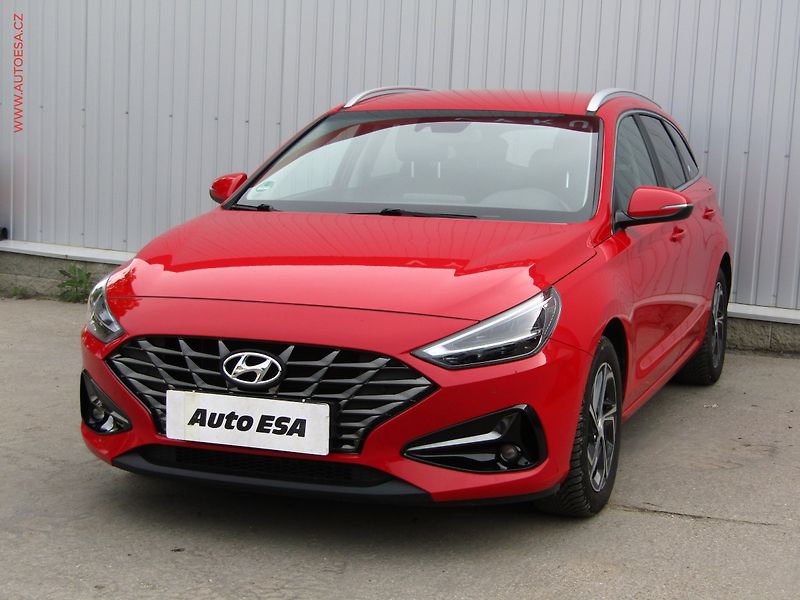 Hyundai i30 (2023) 1.0 T-GDi, ČR, AC, tempo - fotka 3 z 20