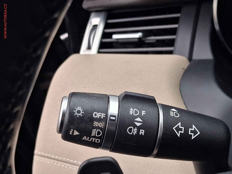 Land Rover Range Rover Evoque (2014) 2.2 TD4 4x4, Pure, AT, bixen - fotka 18 z 20