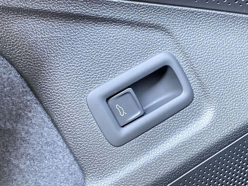 Škoda Superb (2025) Combi 2.0 TDI 4x4 DSG L&K - fotka 25 z 42