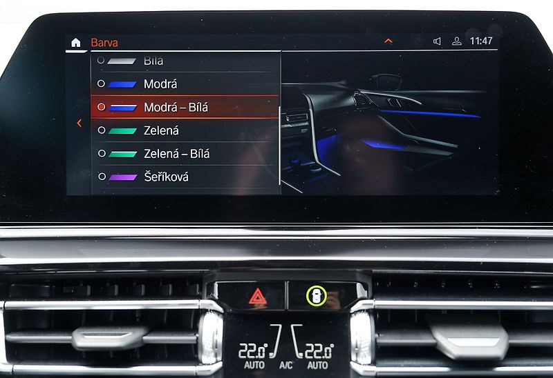 BMW Řada 8 840i Gran Coupe/Led/340 PS - fotka 44 z 49