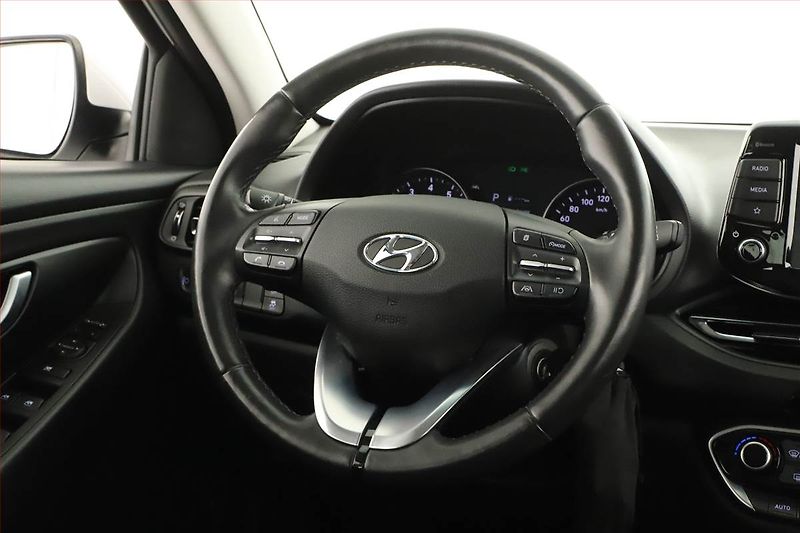 Hyundai i30 (2023) 1.0 T-GDI, Automat, ČR,1.maj - fotka 8 z 14