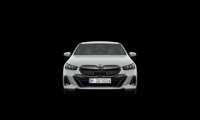 BMW Řada 5 540d xDrive Touring - fotka 3 z 8