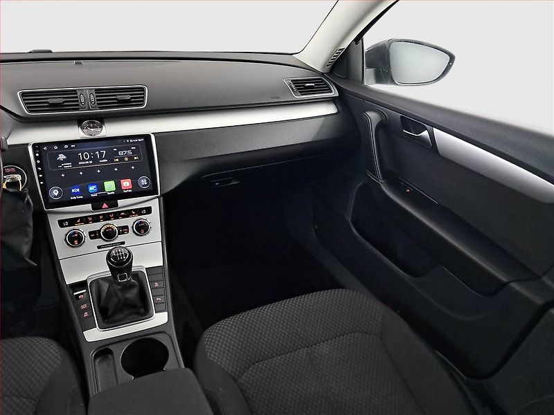 Volkswagen Passat (2013) 1.6 TDI, Navi, Tempomat - fotka 8 z 18