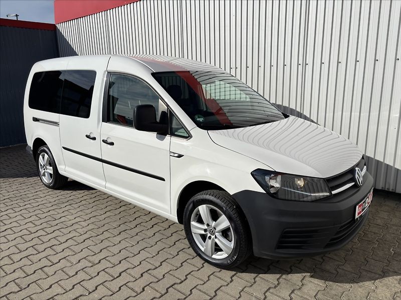 Volkswagen Caddy Maxi 2.0 TDi Comfortline - fotka 2 z 13