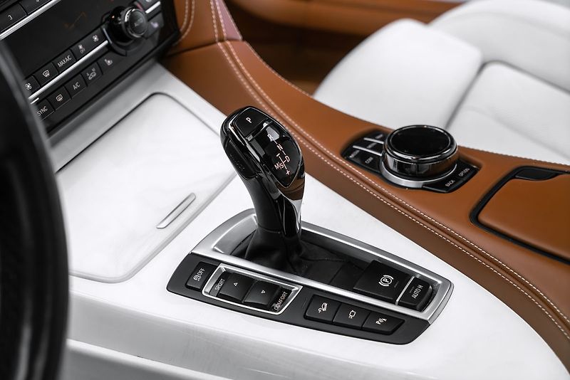 BMW Řada 6 i xD Gran Coupé Individuál - fotka 18 z 27