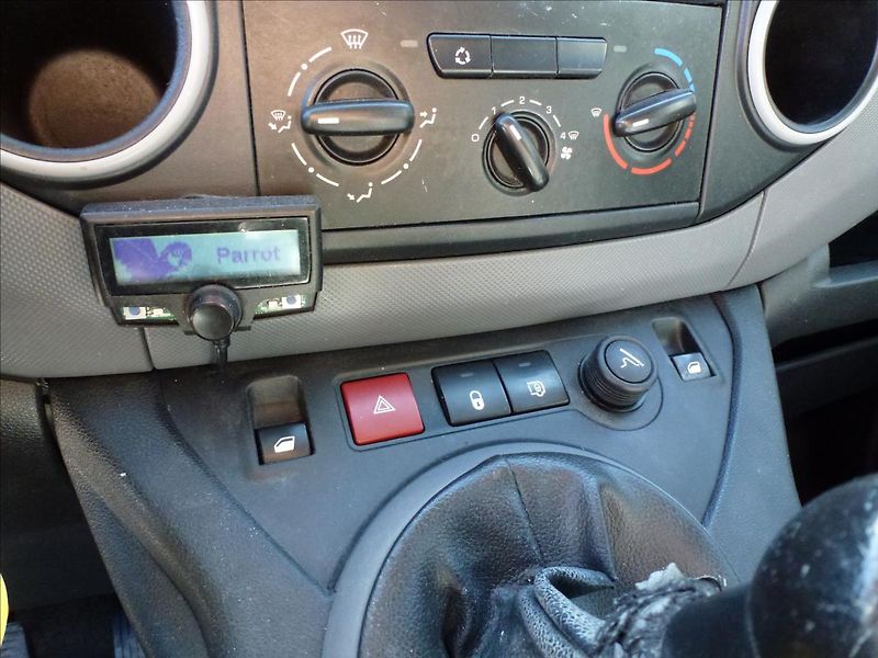 Citroën Berlingo 1,6 HDi 75 L1 X Střešní zahrád - fotka 25 z 40