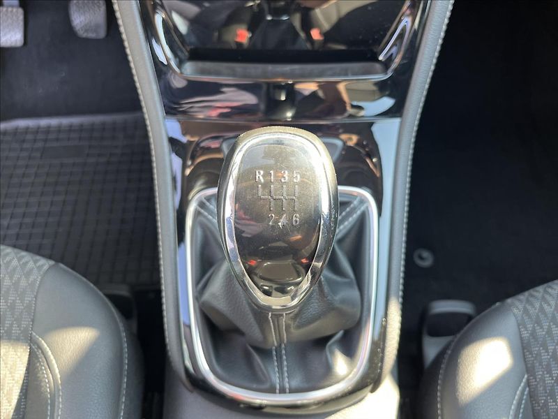 Opel Astra 1,6 CDTi + KLIMA NAVI SERVIS - fotka 23 z 42
