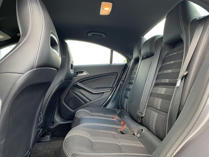 Mercedes-Benz CLA CLA 200 115kW MAN6 - fotka 6 z 36