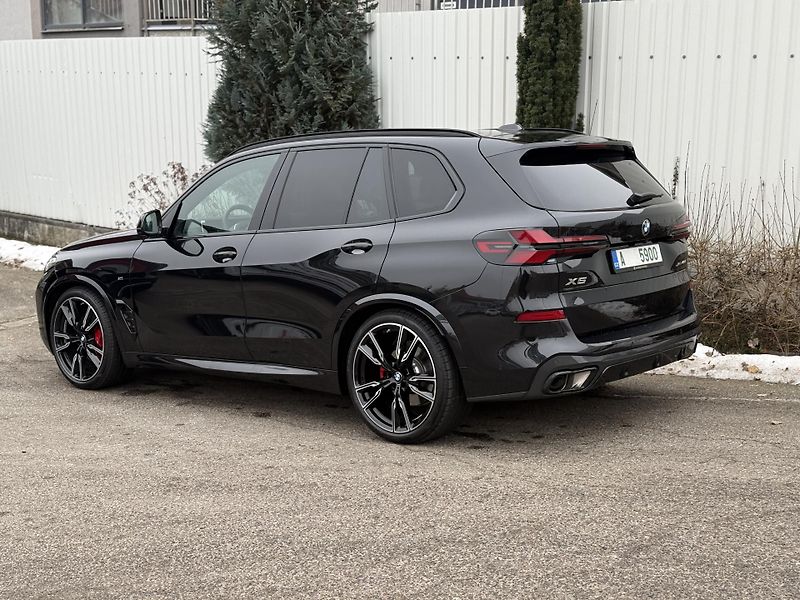 BMW X5 40d M SPORT PANO VZDUCH - fotka 5 z 18
