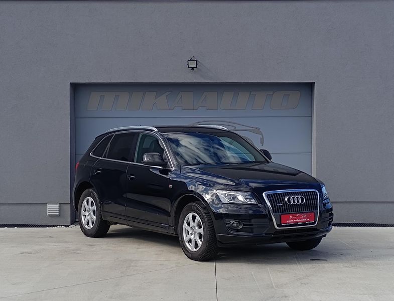 Audi Q5 2.0TDI QUATTRO S-LINE ČR - fotka 3 z 31