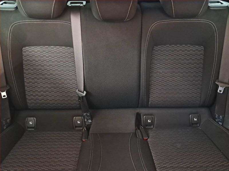 Opel Astra (2019) 1.6 CDTI, Automat, Navi - fotka 10 z 17