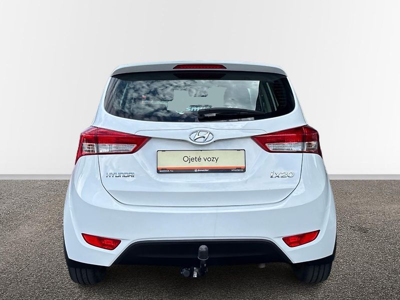 Hyundai ix20 Tricolor - fotka 17 z 21
